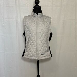 PRE-OWNED Marmot Gray Quilted Vest for Outdoor Adventures